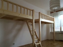 006 patro na spani cerny