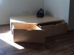 008 nabytek na zakazku cerny