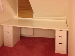 015 nabytek na zakazku cerny